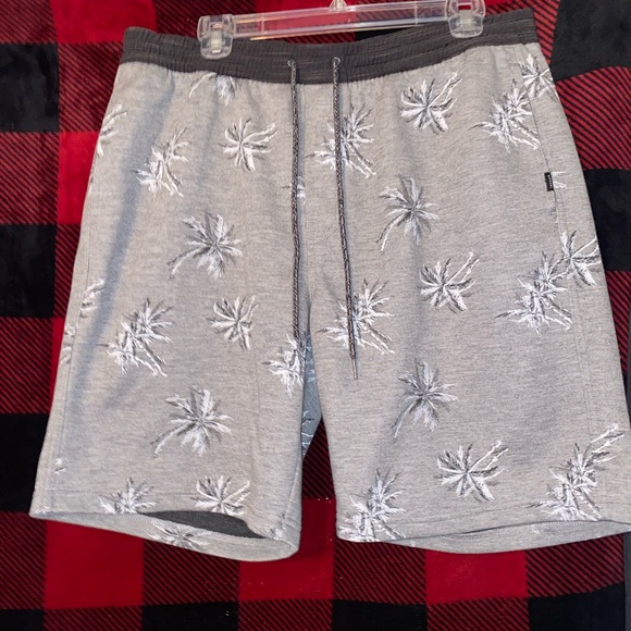 RipCurl drawstring short - Picture 1 of 3